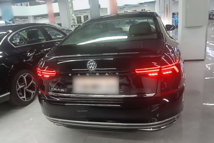 Used Volkswagen Passat 2019 330TSI Luxury Edition China V Standard Rear