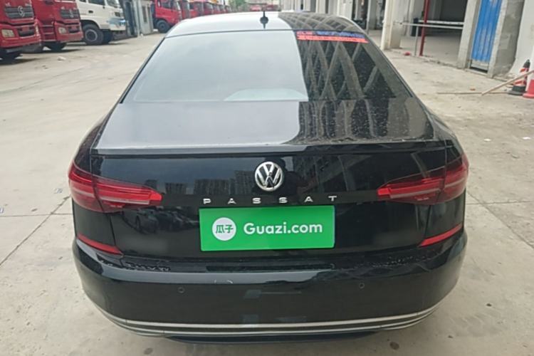 Used Volkswagen Passat 2019 330TSI Elite Edition China VI Rear