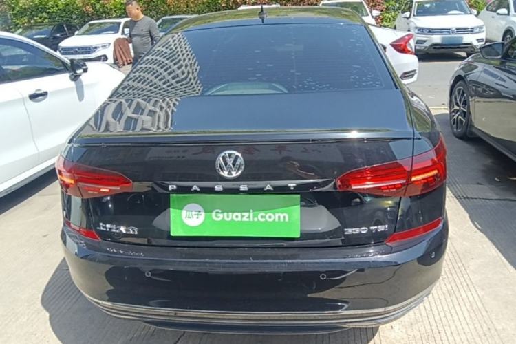 Used Volkswagen Passat 2019 330TSI Elite Edition China VI Rear