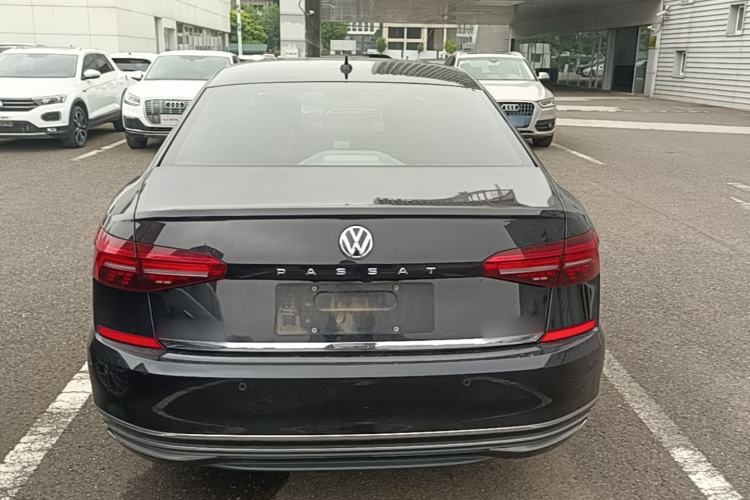 Used Volkswagen Passat 2019 330TSI Luxury Edition China VI Standard Rear