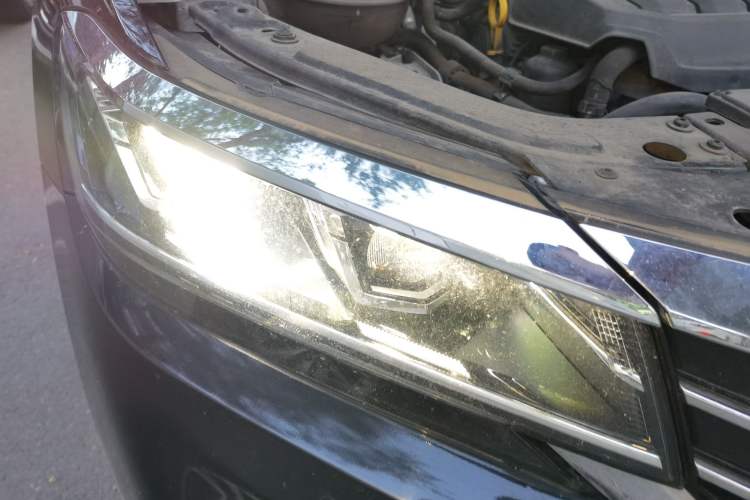 Used Volkswagen Passat 2019 330TSI Elite Edition China VI Right Front Headlight