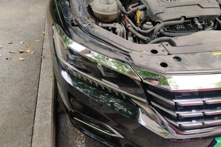 Used Volkswagen Passat 2019 380TSI Luxury Edition China VI Standard Right Front Headlight