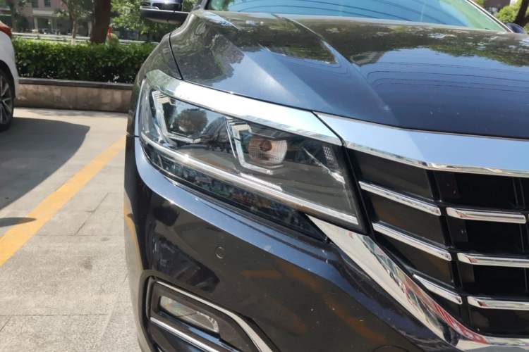 Used Volkswagen Passat 2019 330TSI Elite Edition China V Standard Right Front Headlight