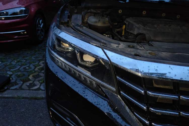 Used Volkswagen Passat 2019 330TSI Prestige Edition China V Standard Right Front Headlight