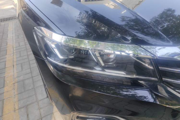 Used Volkswagen Passat 2019 330TSI Elite Edition China V Standard Right Front Headlight