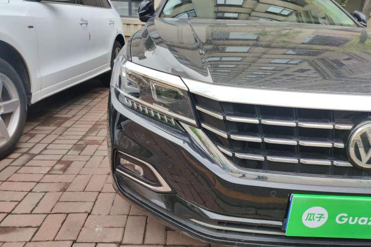 Used Volkswagen Passat 2019 330TSI Luxury Edition China VI Standard Right Front Headlight