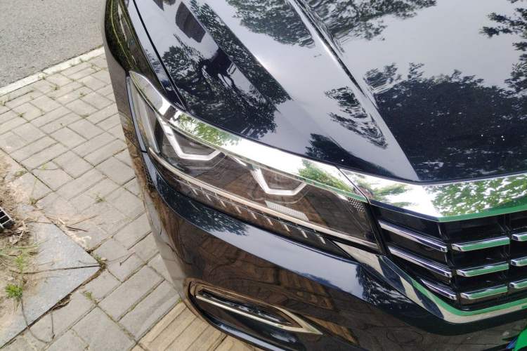 Used Volkswagen Passat 2019 330TSI Luxury Edition China VI Standard Right Front Headlight