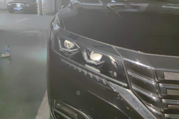 Used Volkswagen Passat 2019 330TSI Luxury Edition China VI Standard Right Front Headlight