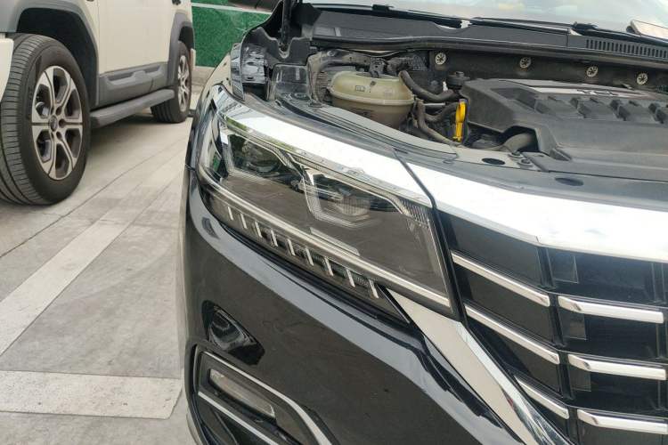 Used Volkswagen Passat 2019 330TSI Luxury Edition China VI Standard Right Front Headlight