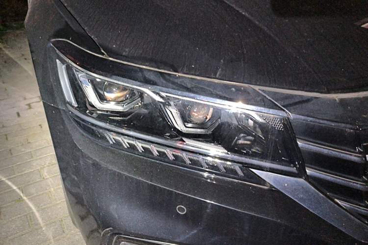 Used Volkswagen Passat 2019 330TSI Luxury Edition China VI Standard Right Front Headlight