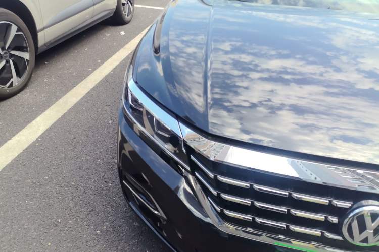 Used Volkswagen Passat 2019 280TSI Business Edition China VI Right Front Headlight