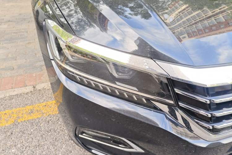 Used Volkswagen Passat 2019 330TSI Luxury Edition China VI Standard Right Front Headlight