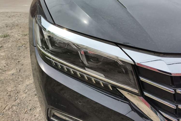 Used Volkswagen Passat 2019 330TSI Luxury Edition China VI Standard Right Front Headlight