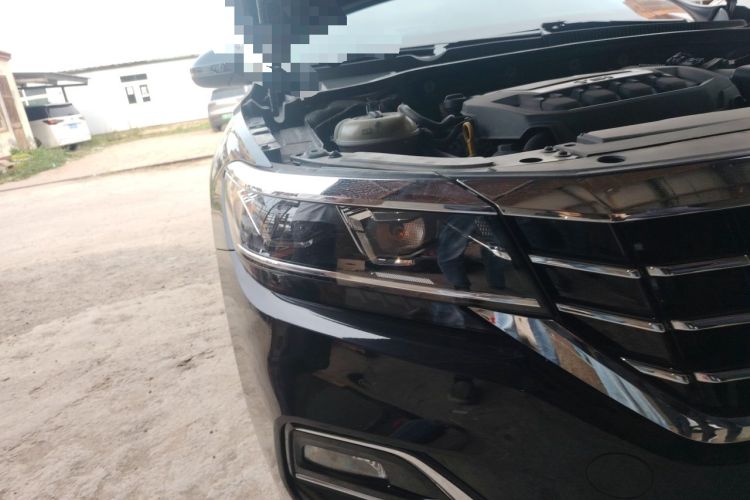Used Volkswagen Passat 2019 330TSI Elite Edition China VI Right Front Headlight