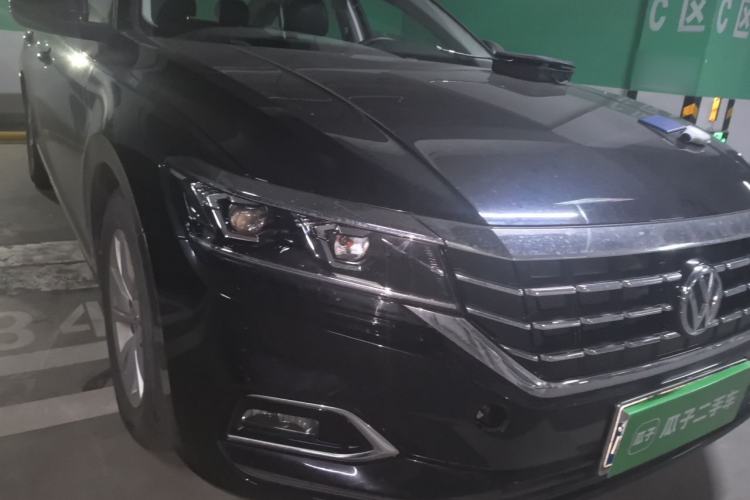 Used Volkswagen Passat 2019 280TSI Business Edition China VI Right Front Headlight