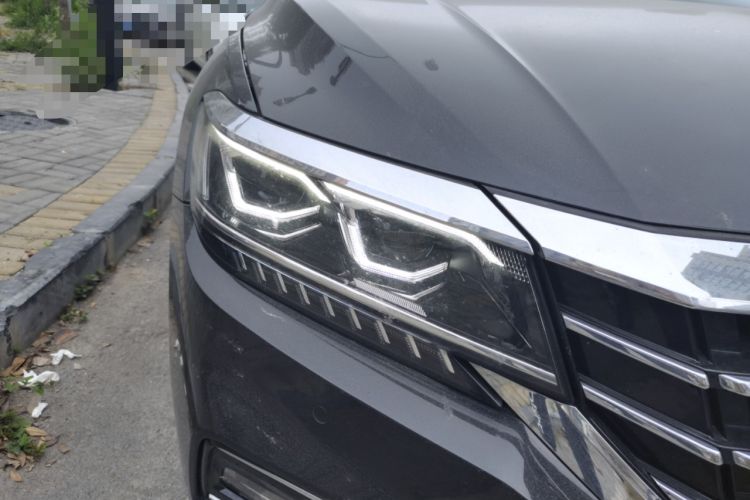 Used Volkswagen Passat 2019 330TSI Prestige Edition China V Standard Right Front Headlight