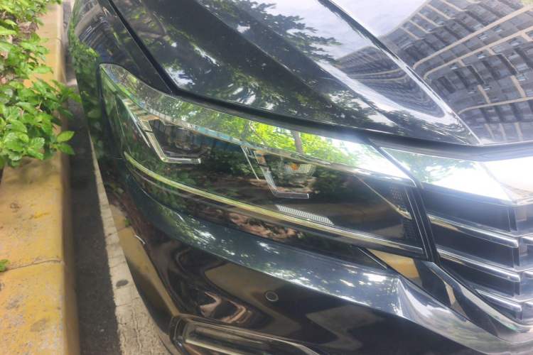 Used Volkswagen Passat 2019 280TSI Elite Edition China VI Standard Right Front Headlight