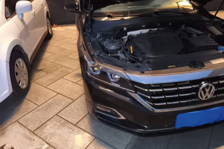 Used Volkswagen Passat 2019 330TSI Elite Edition China V Standard Right Front Headlight