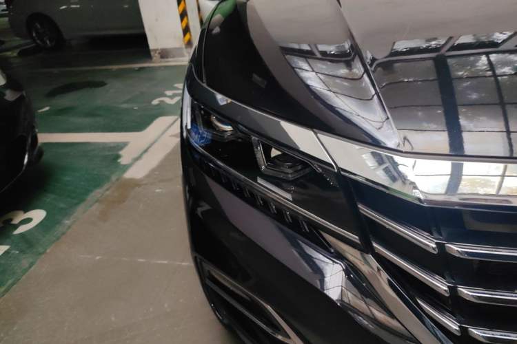 Used Volkswagen Passat 2019 330TSI Luxury Edition China VI Standard Right Front Headlight