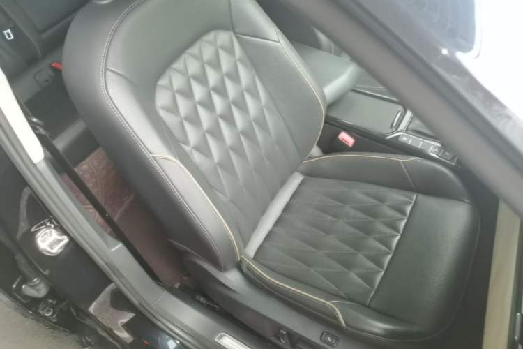 Used Volkswagen Passat 2019 330TSI Prestige Edition China VI Standard Right Front Seat