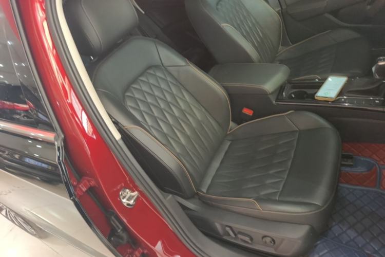 Used Volkswagen Passat 2019 330TSI Luxury Edition China V Standard Right Front Seat