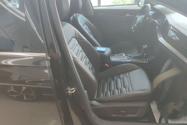 Used Volkswagen Passat 2019 330TSI Elite Edition China VI Right Front Seat