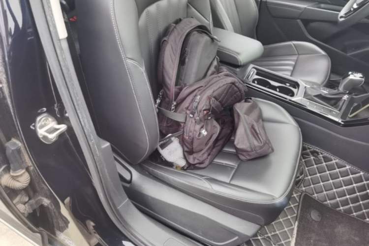 Used Volkswagen Passat 2019 280TSI Business Edition China VI Right Front Seat