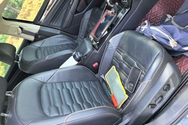 Used Volkswagen Passat 2019 330TSI Elite Edition China VI Right Front Seat