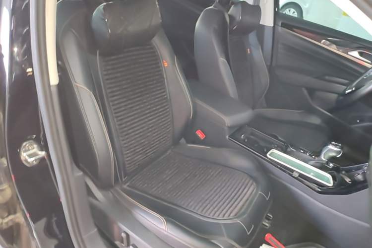 Used Volkswagen Passat 2019 280TSI Elite Edition China VI Standard Right Front Seat