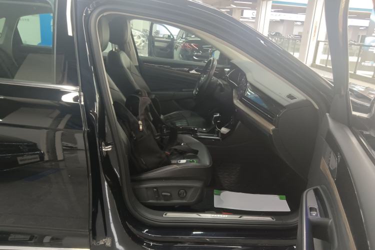 Used Volkswagen Passat 2019 330TSI Luxury Edition China V Standard Right Front Seat