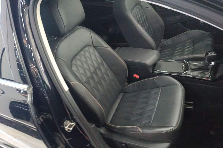 Used Volkswagen Passat 2019 330TSI Luxury Edition China VI Standard Right Front Seat