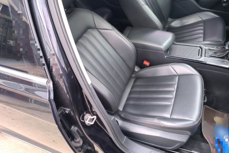 Used Volkswagen Passat 2019 280TSI Business Edition China VI Right Front Seat