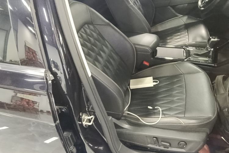 Used Volkswagen Passat 2019 330TSI Luxury Edition China VI Standard Right Front Seat