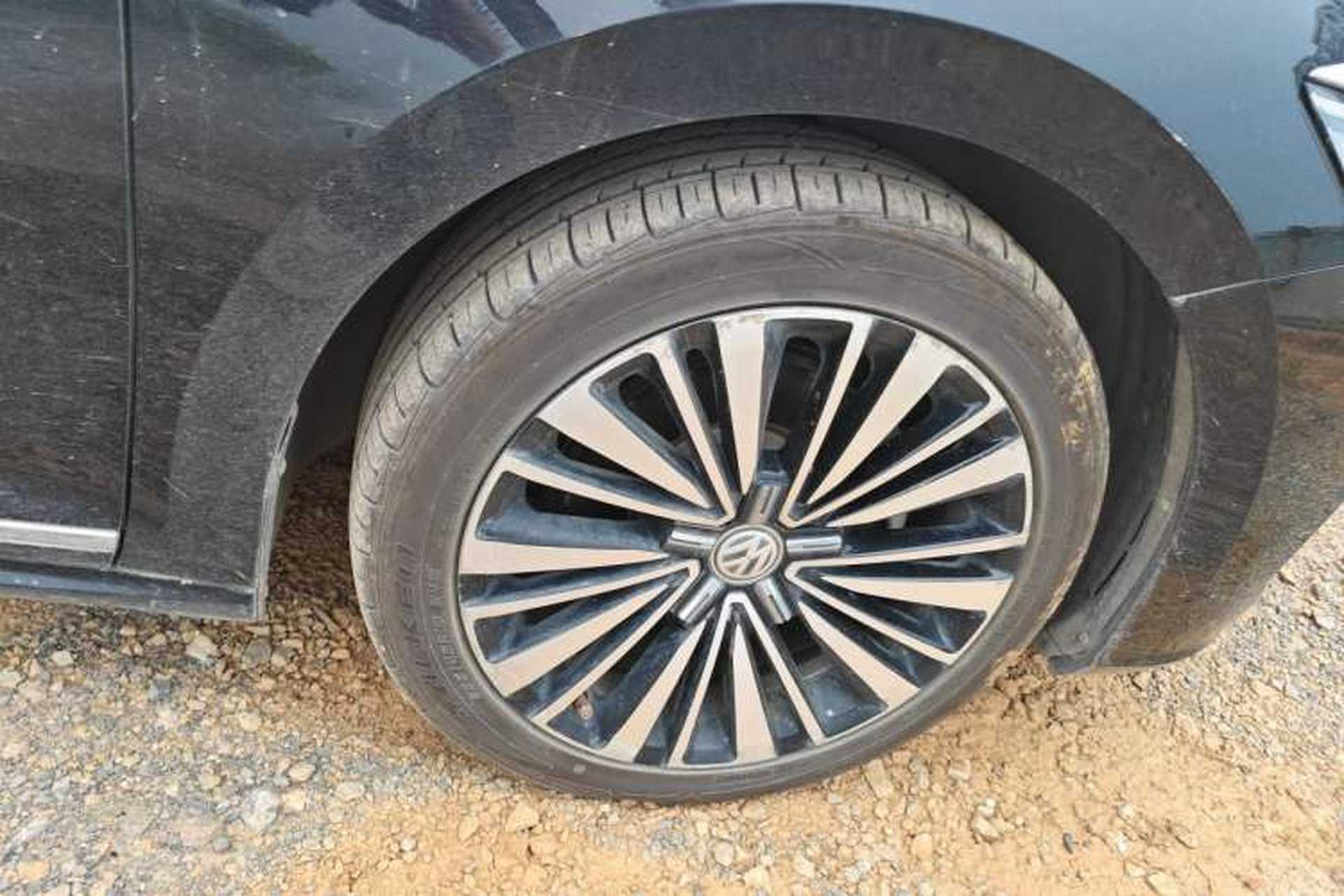 Used Volkswagen Passat 2019 330TSI Luxury Edition China V Standard Right Front Wheel Hub