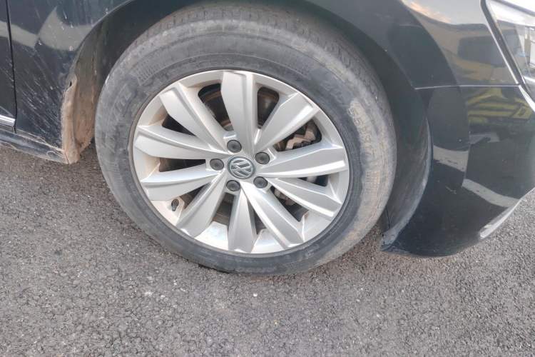 Used Volkswagen Passat 2019 330TSI Elite Edition China V Standard Right Front Wheel Hub