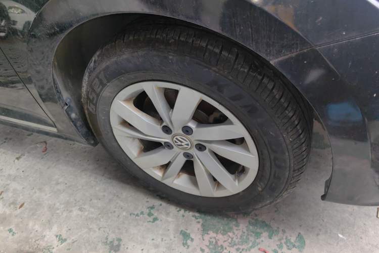 Used Volkswagen Passat 2019 280TSI Business Edition China VI Right Front Wheel Hub