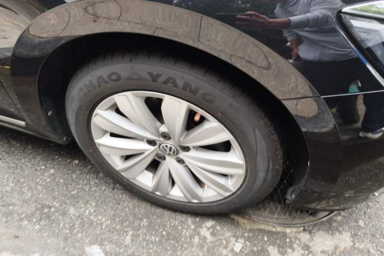Used Volkswagen Passat 2019 330TSI Elite Edition China V Standard Right Front Wheel Hub