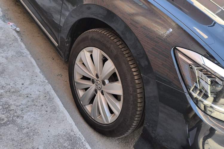 Used Volkswagen Passat 2019 280TSI Elite Edition China VI Standard Right Front Wheel Hub