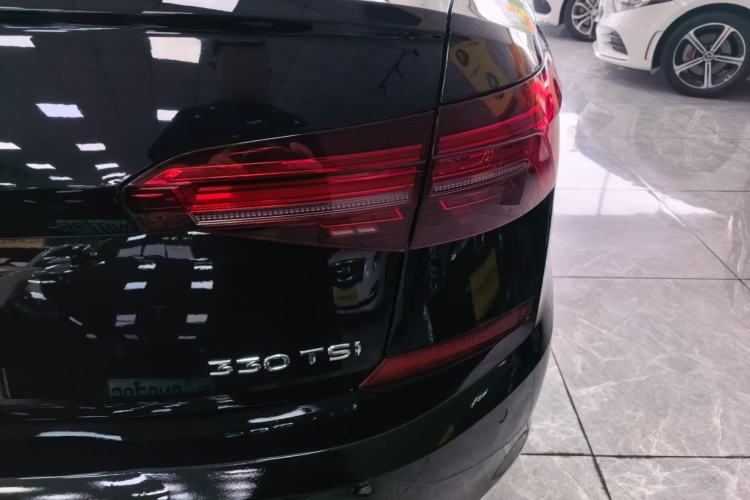 Used Volkswagen Passat 2019 330TSI Elite Edition China VI Right Rear Taillight