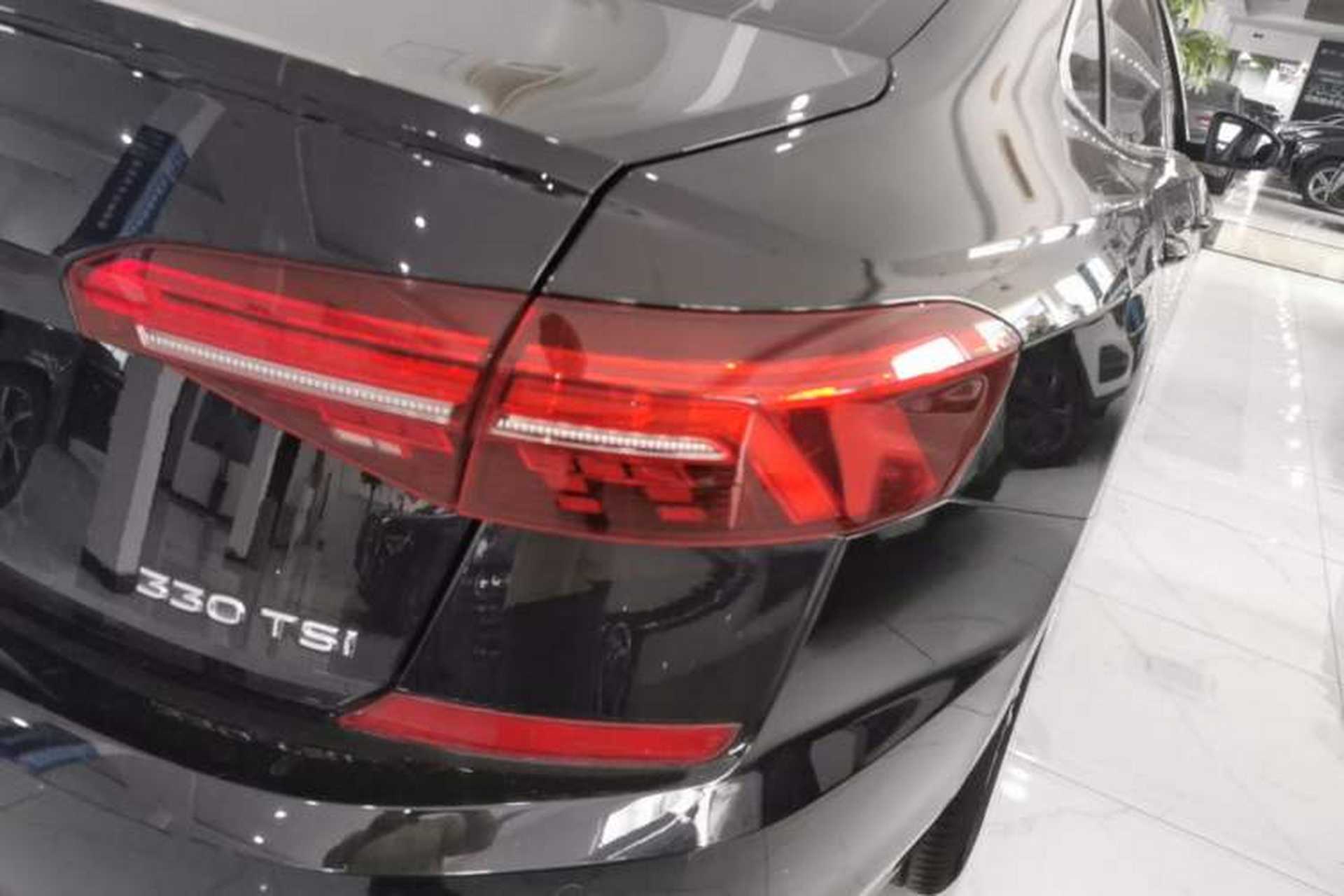 Used Volkswagen Passat 2019 330TSI Elite Edition China V Standard Right Rear Taillight