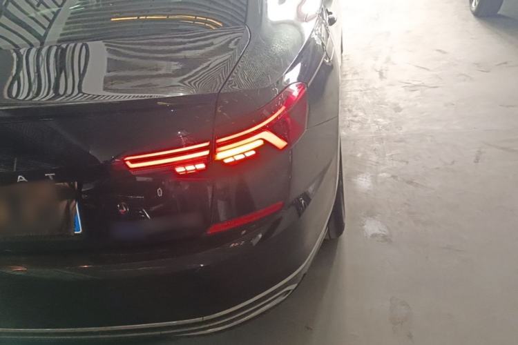 Used Volkswagen Passat 2019 330TSI Elite Edition China V Standard Right Rear Taillight