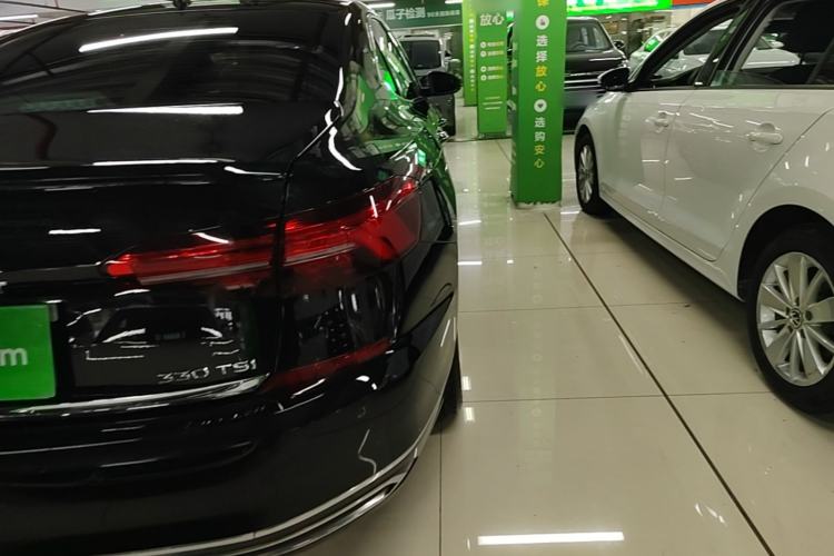 Used Volkswagen Passat 2019 330TSI Prestige Edition China VI Standard Right Rear Taillight