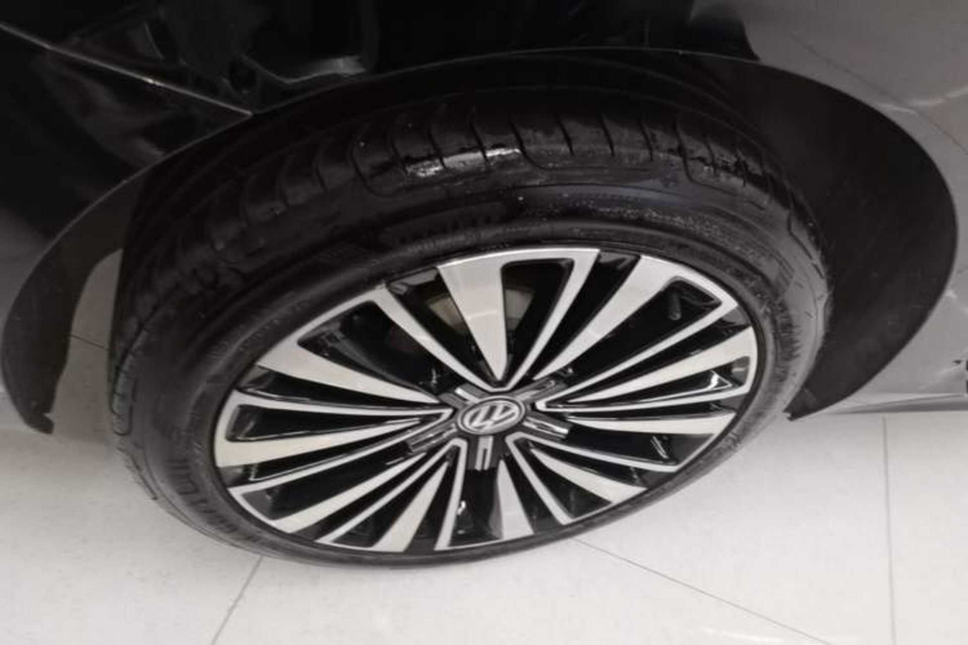 Used Volkswagen Passat 2019 330TSI Luxury Edition China VI Standard Right Rear Wheel Hub