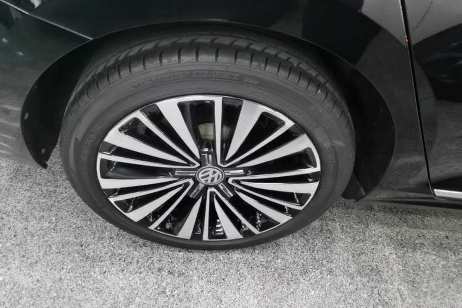 Used Volkswagen Passat 2019 330TSI Luxury Edition China VI Standard Right Rear Wheel Hub