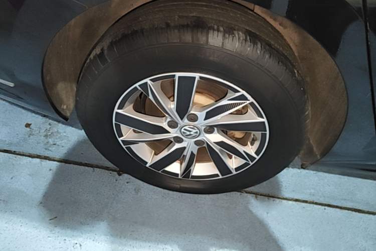 Used Volkswagen Passat 2019 280TSI Business Edition China VI Right Rear Wheel Hub