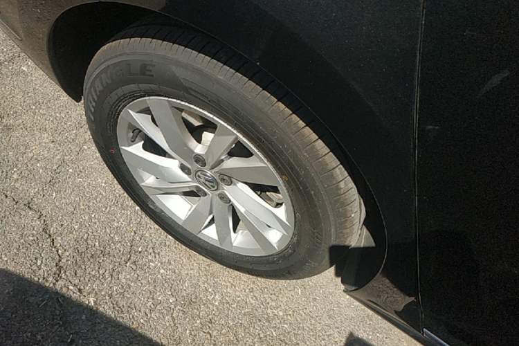 Used Volkswagen Passat 2019 280TSI Business Edition China VI Right Rear Wheel Hub