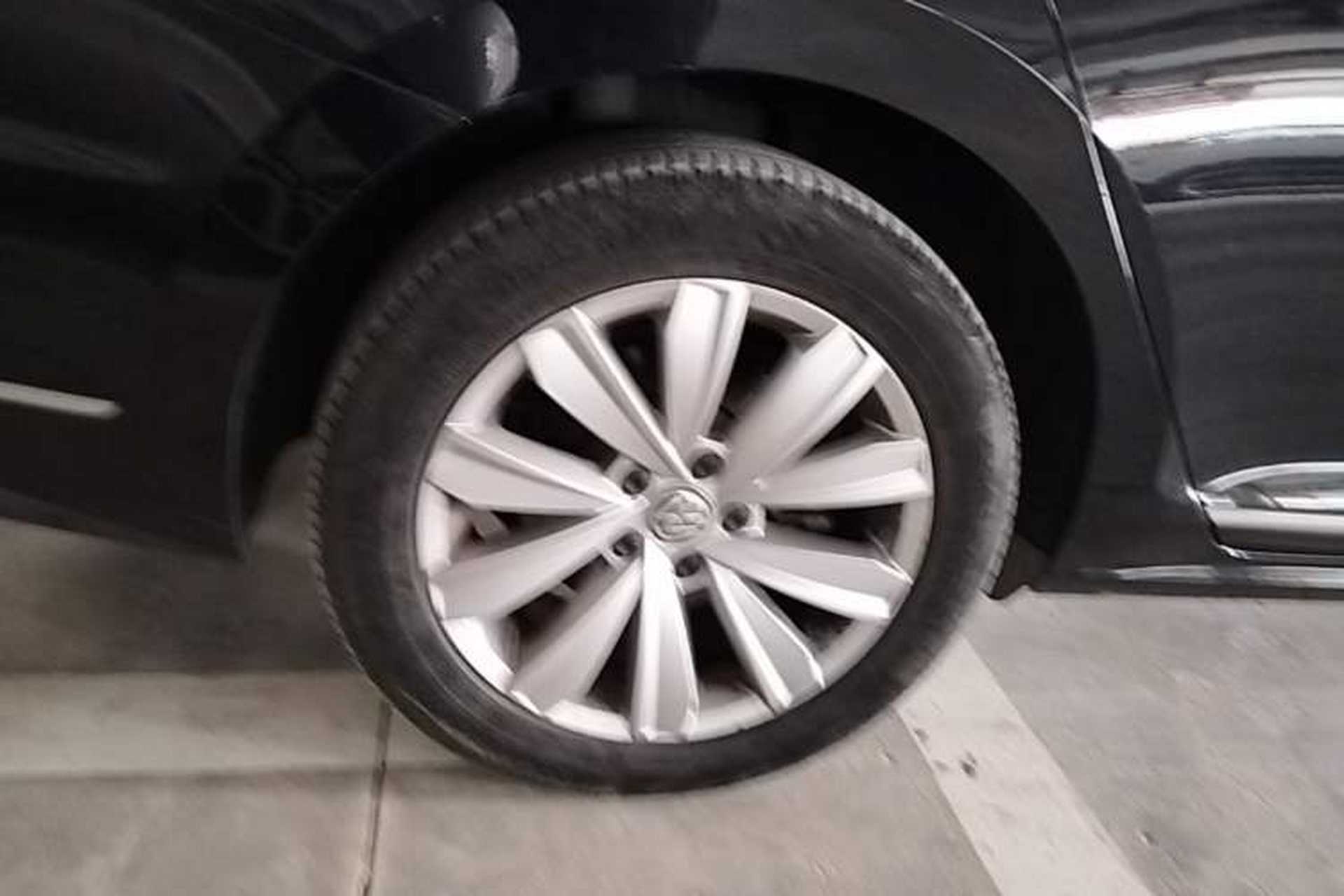 Used Volkswagen Passat 2019 330TSI Elite Edition China VI Right Rear Wheel Hub