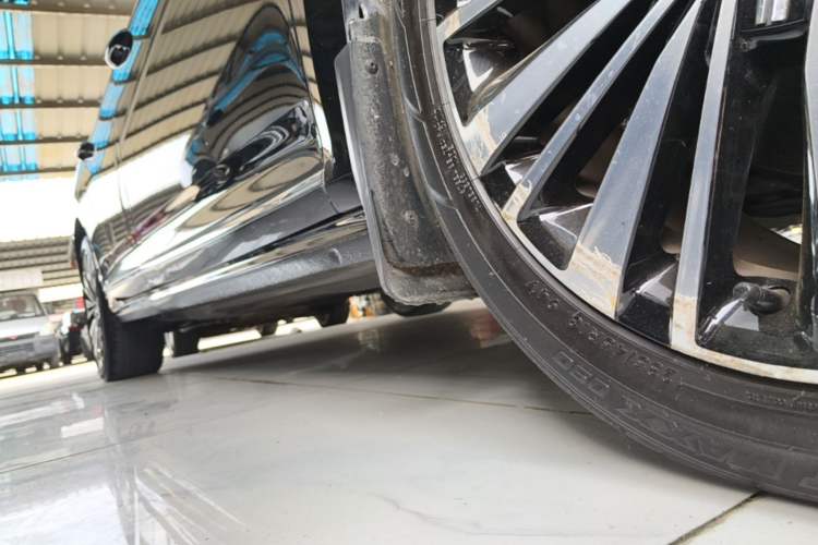 Used Volkswagen Passat 2019 330TSI Luxury Edition China VI Standard Right Side Sill
