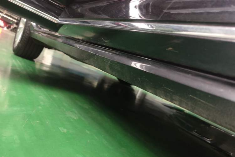 Used Volkswagen Passat 2019 330TSI Elite Edition China VI Right Side Sill