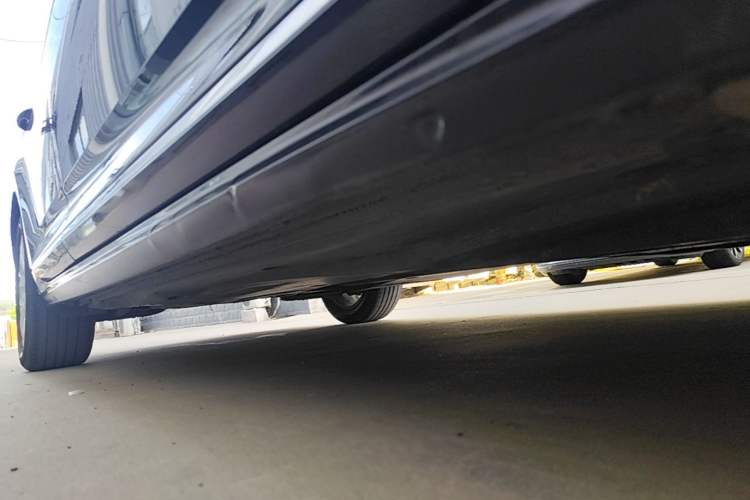 Used Volkswagen Passat 2019 330TSI Elite Edition China VI Right Side Sill